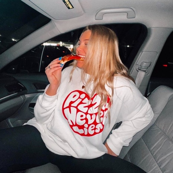 WILDFOX Pizza Never Lies Roadtrip Oversized Sweatshirt Women Size L NWT - Picture 8 of 16